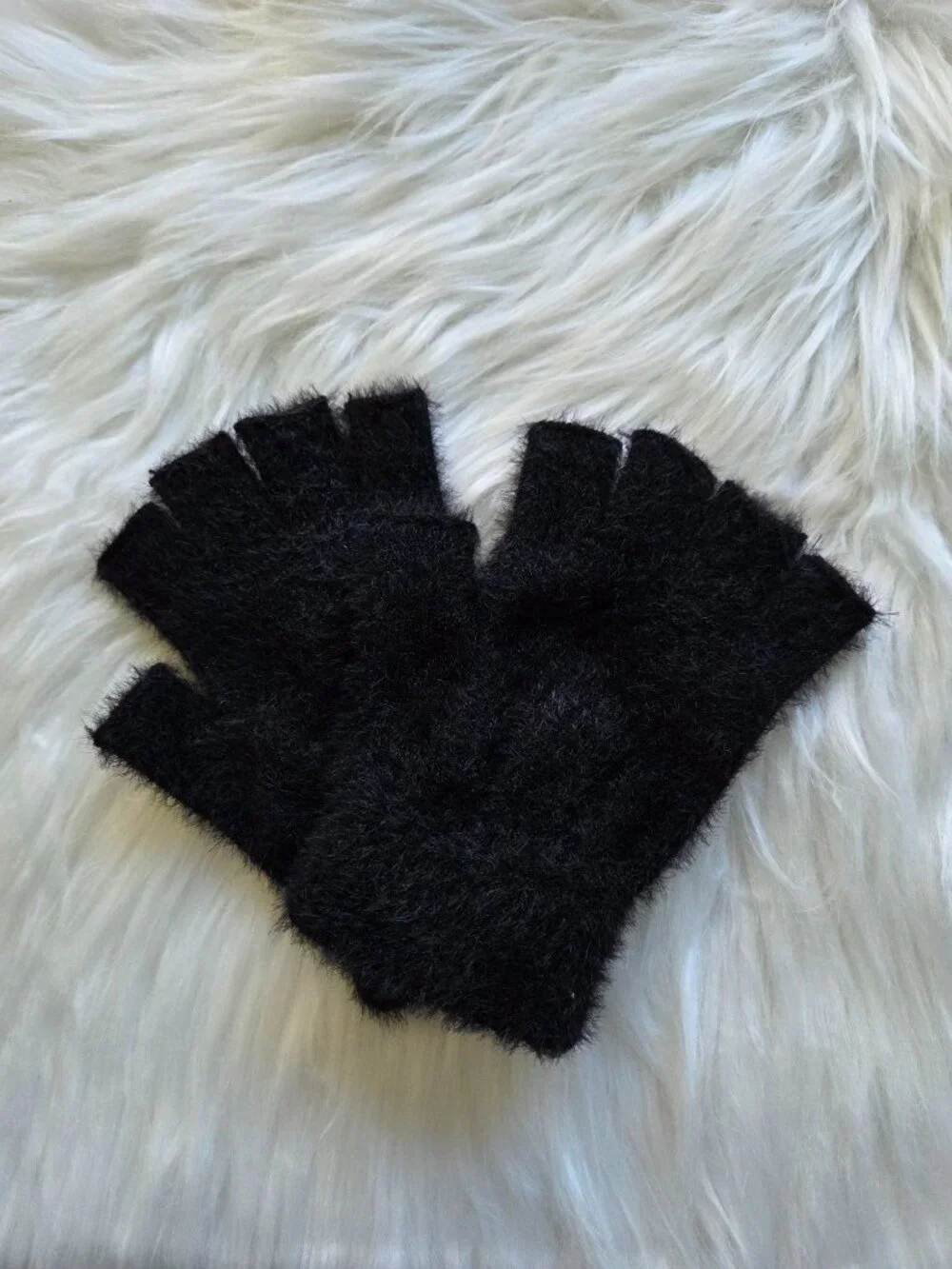 Fuzzy Black Fingerless Gloves
